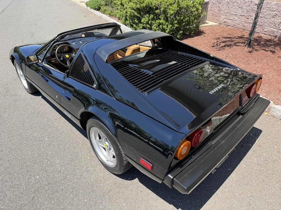 1985 Ferrari 308 GTS QV - Image 25 of 31