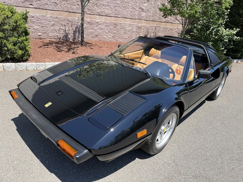 1985 Ferrari 308 GTS QV - Image 6 of 31