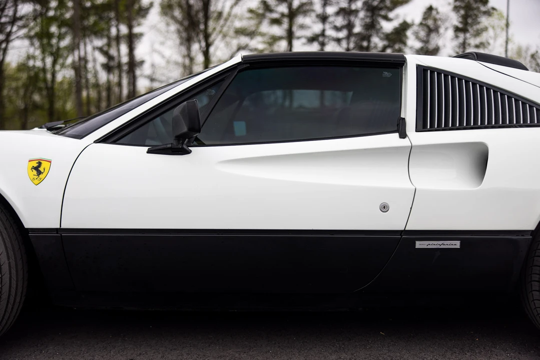 1985 Ferrari 308 GTS QV - Image 29 of 31