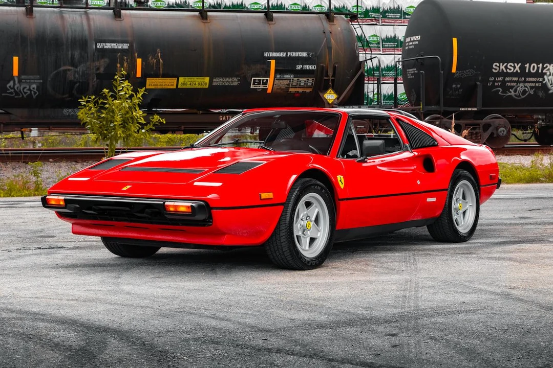 1985 Ferrari 308 GTS QV - Image 2 of 31