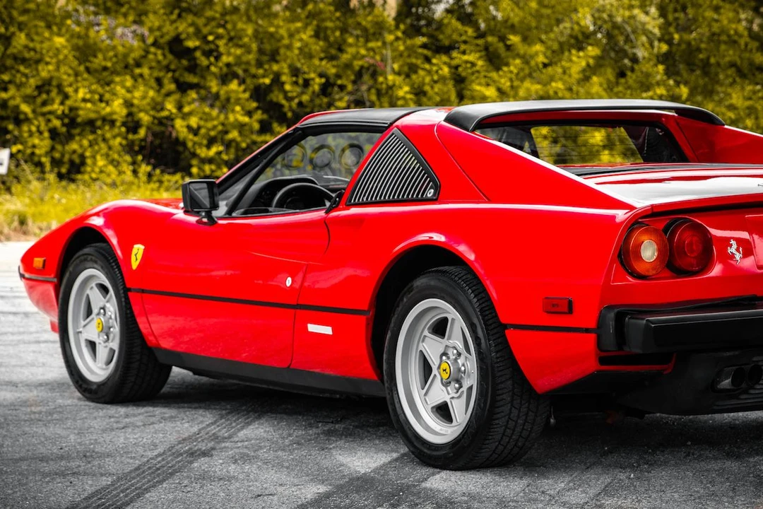 1985 Ferrari 308 GTS QV - Image 10 of 31