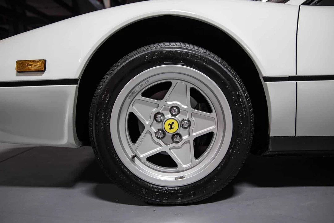 1985 Ferrari 308 GTS QV - Image 14 of 31
