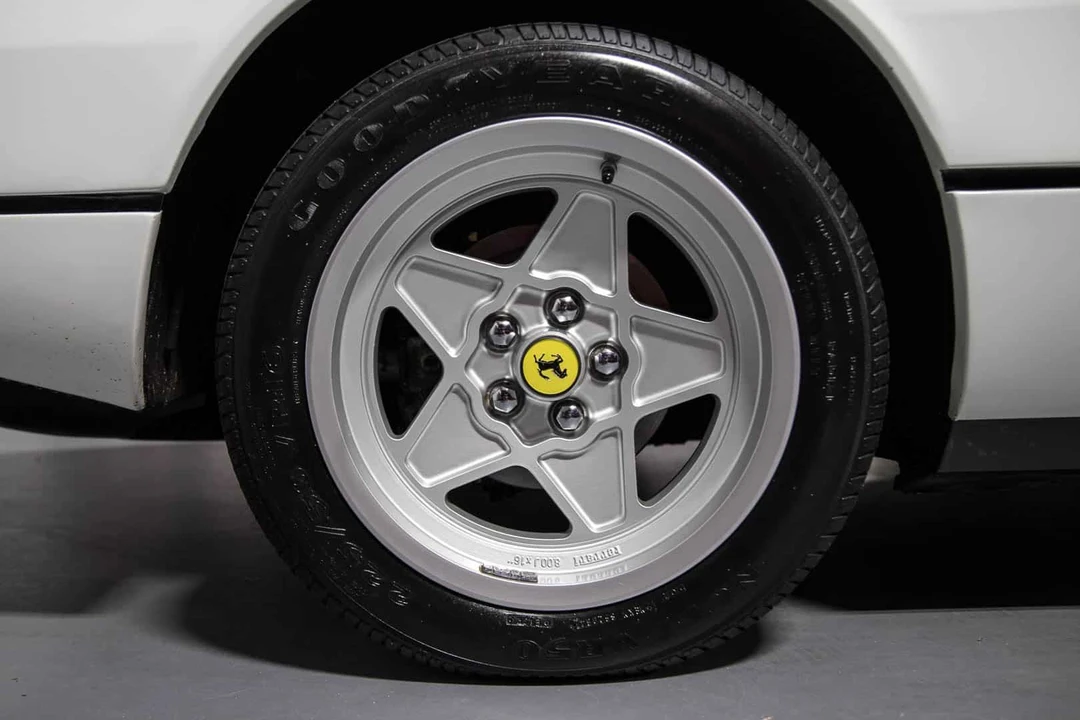 1985 Ferrari 308 GTS QV - Image 16 of 31
