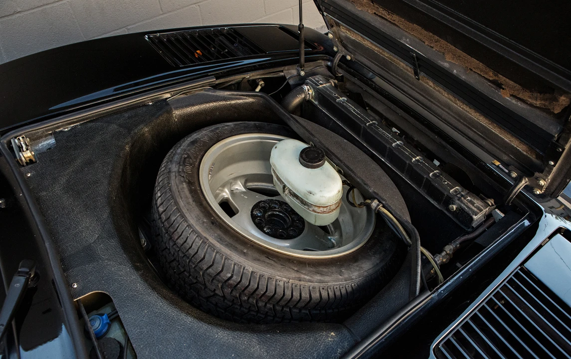 1985 Ferrari 308 GTS QV - Image 29 of 31