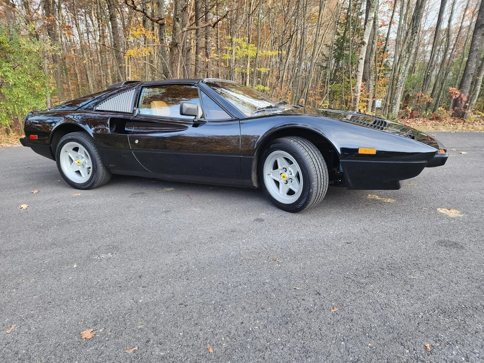 1985 Ferrari 308 GTS QV - Image 30 of 31