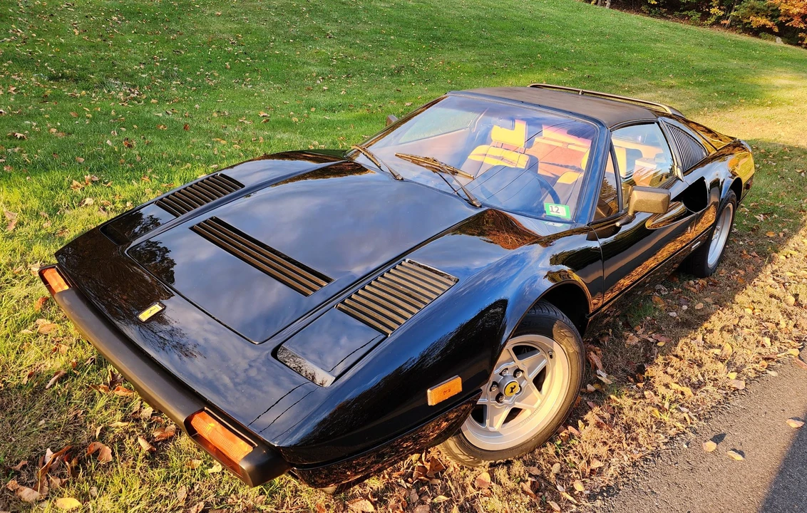 1985 Ferrari 308 GTS QV - Image 10 of 31