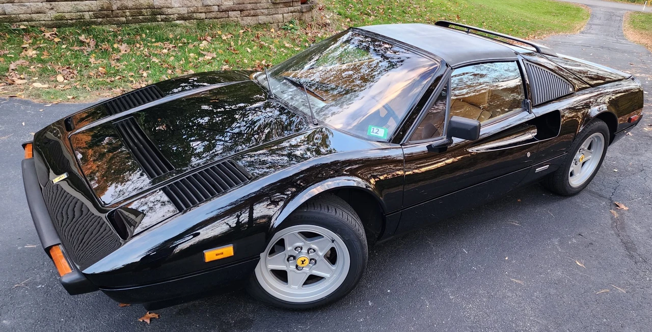 1985 Ferrari 308 GTS QV - Image 7 of 31