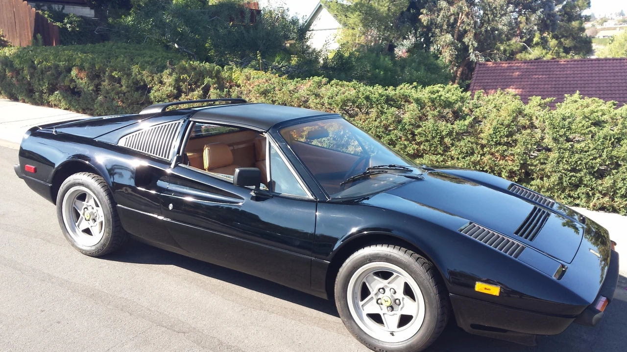 1985 Ferrari 308 GTS QV - Image 15 of 31