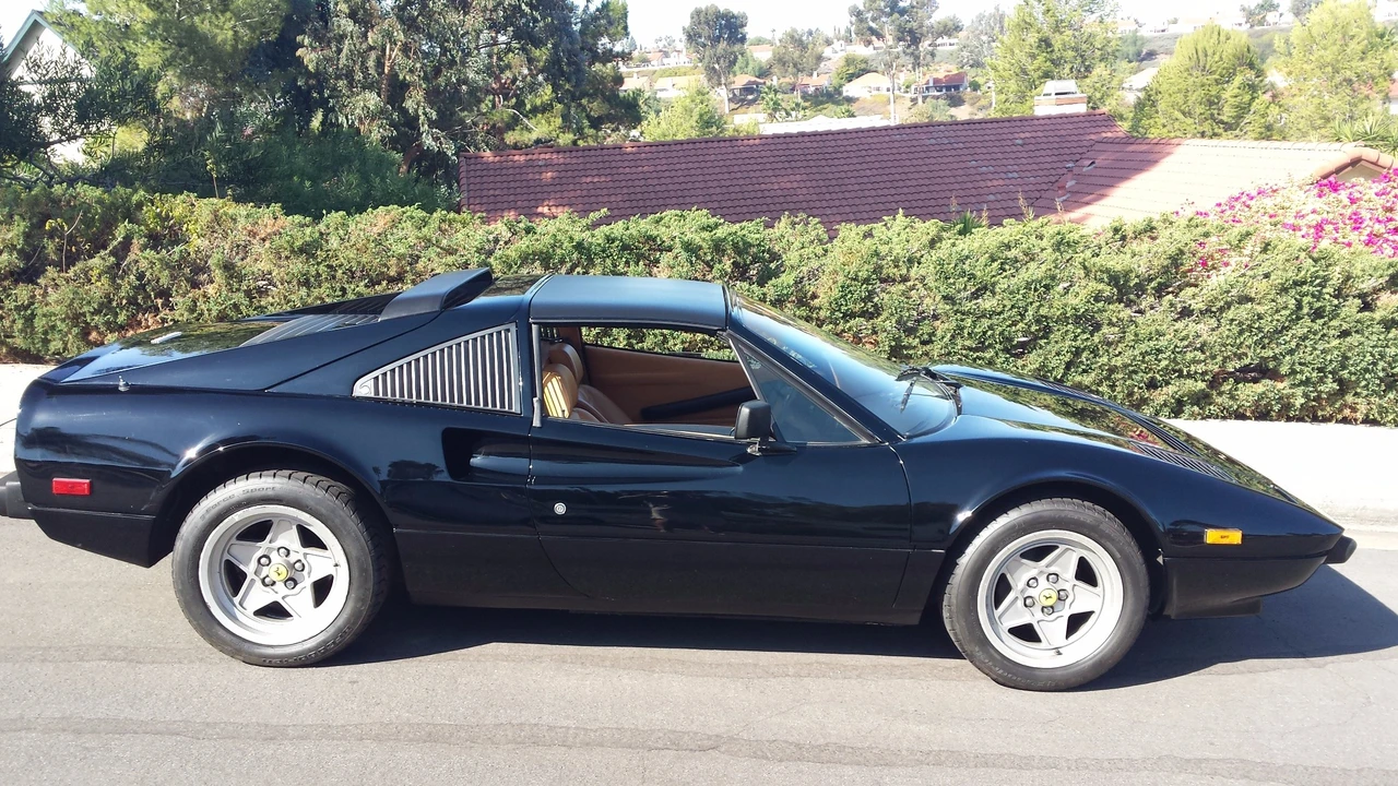 1985 Ferrari 308 GTS QV - Image 13 of 31