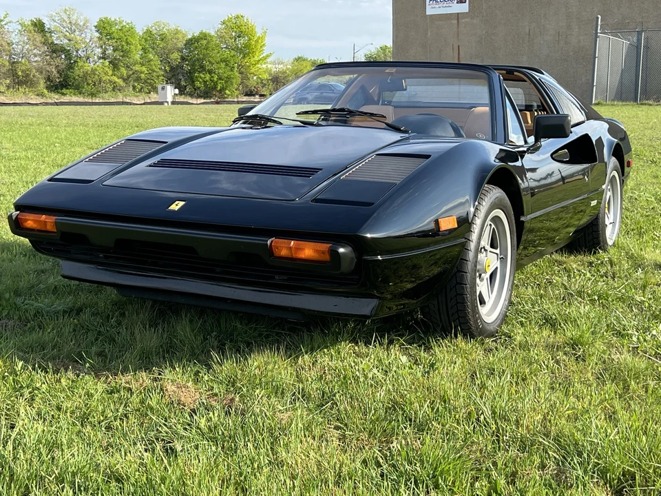 1985 Ferrari 308 GTS QV - Image 9 of 31