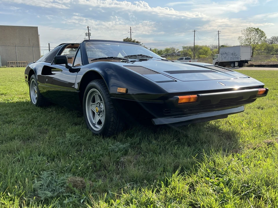 1985 Ferrari 308 GTS QV - Image 26 of 31
