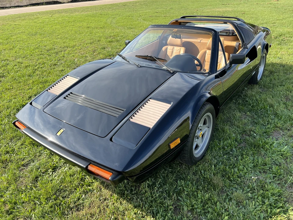 1985 Ferrari 308 GTS QV - Image 11 of 31