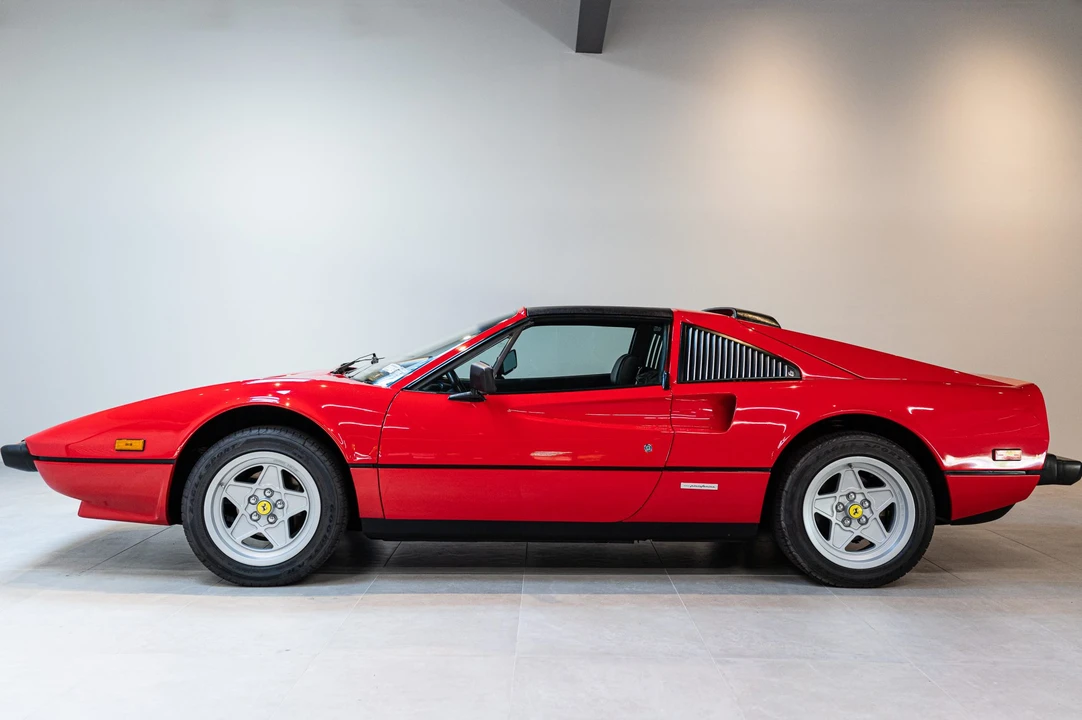 1985 Ferrari 308 GTS QV - Image 4 of 31