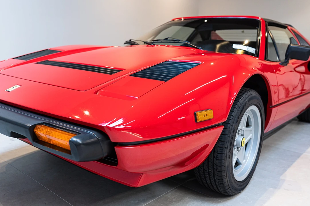 1985 Ferrari 308 GTS QV - Image 28 of 31