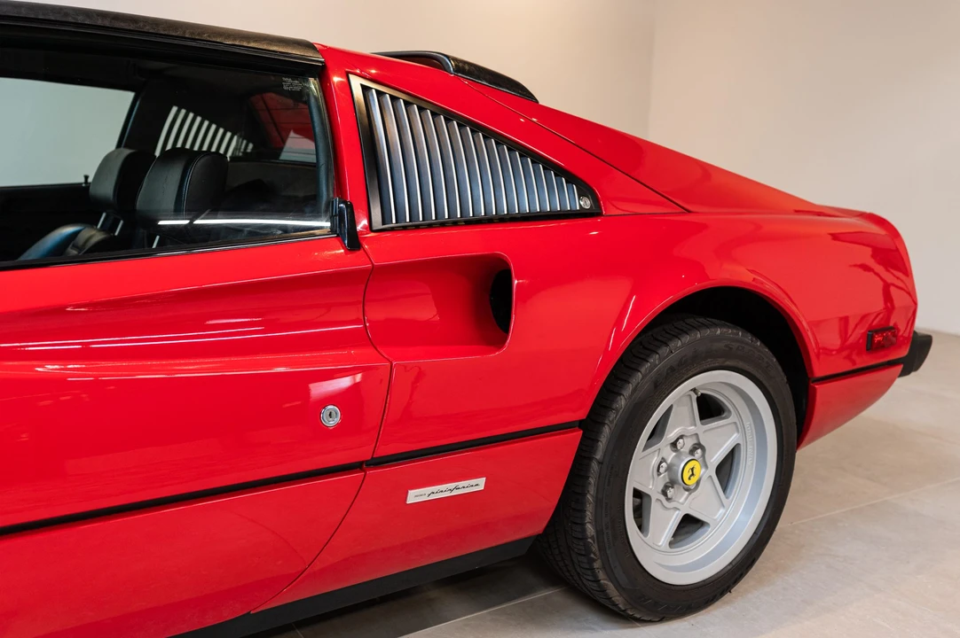 1985 Ferrari 308 GTS QV - Image 30 of 31