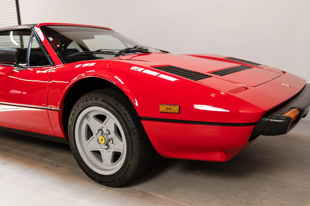 1985 Ferrari 308 GTS QV - Image 26 of 31