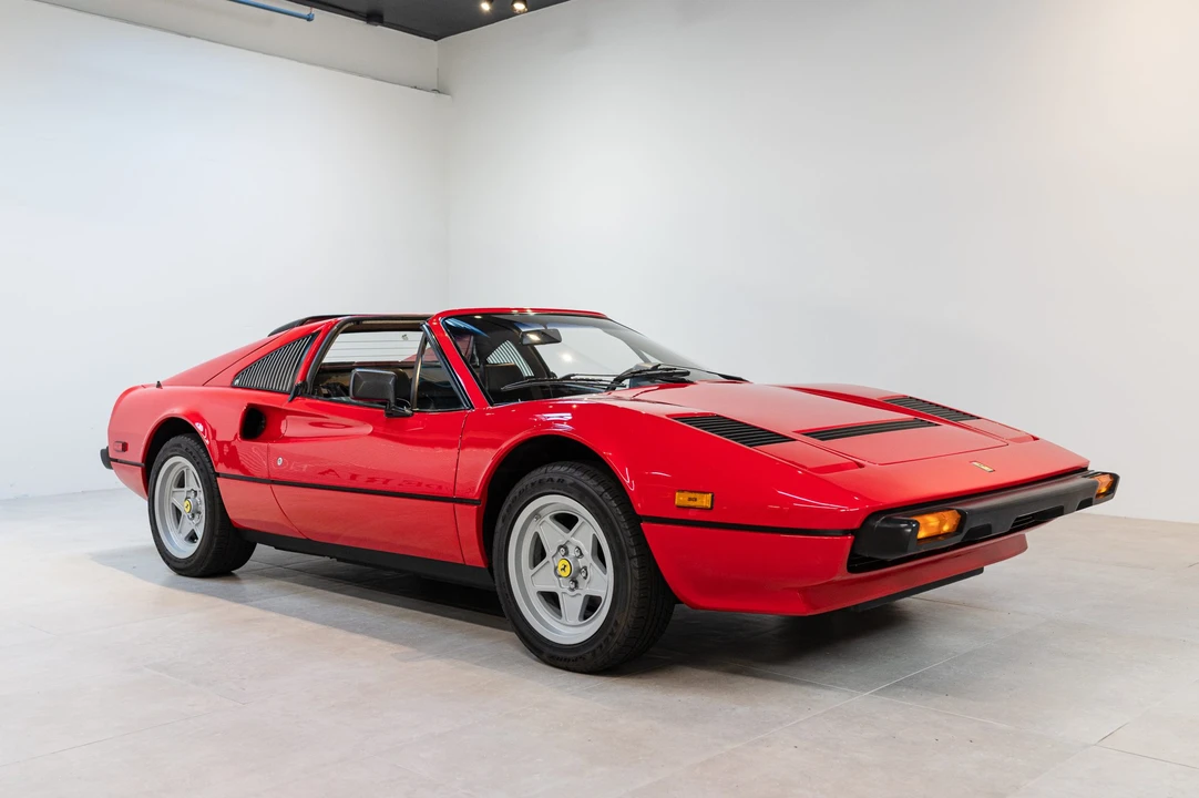1985 Ferrari 308 GTS QV - Image 15 of 31