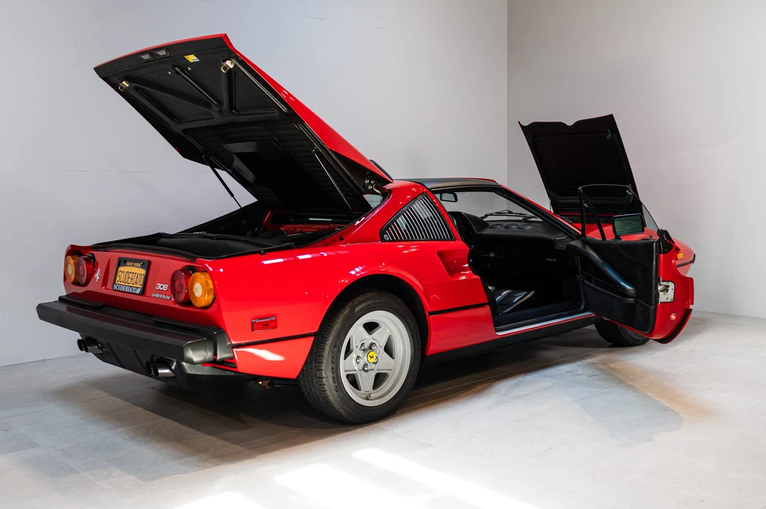1985 Ferrari 308 GTS QV - Image 19 of 31