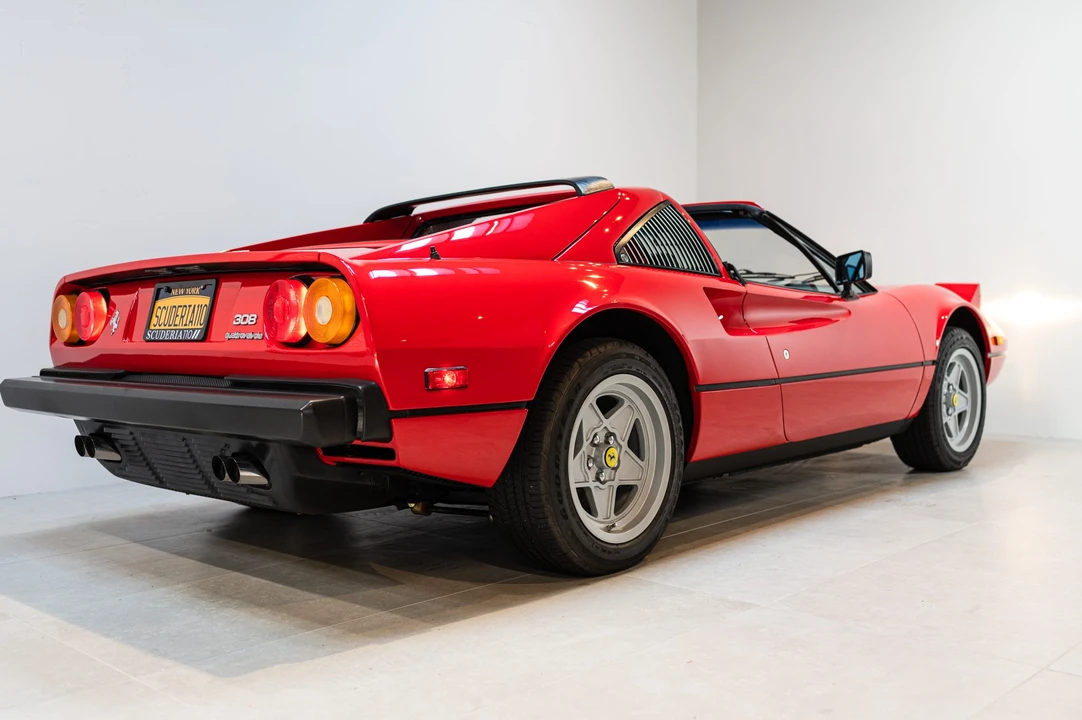1985 Ferrari 308 GTS QV - Image 9 of 31