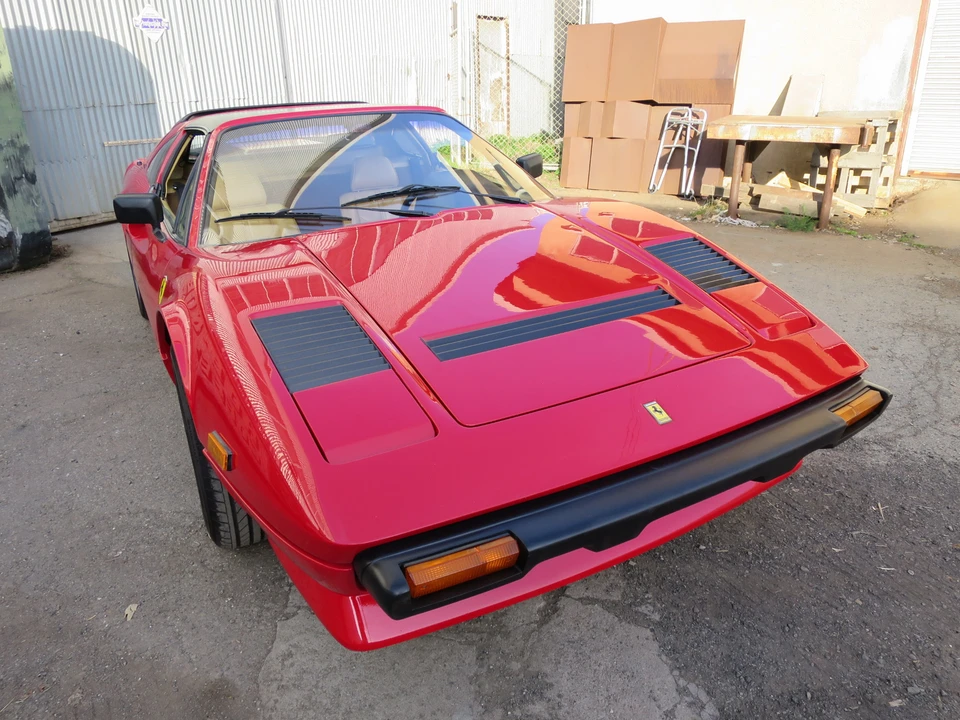 1985 Ferrari 308 GTS QV - Image 4 of 31