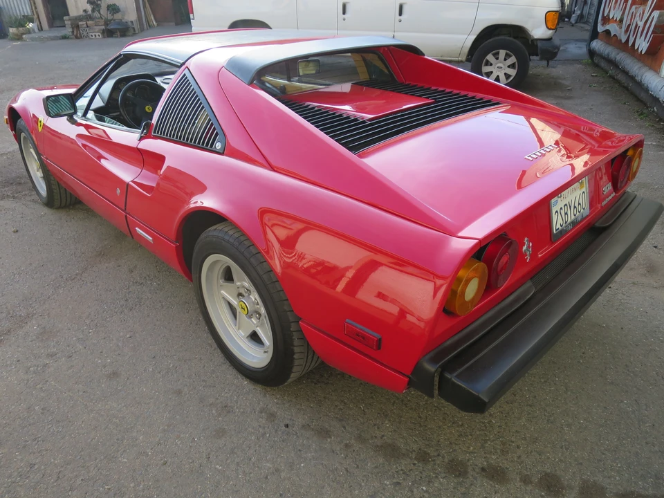 1985 Ferrari 308 GTS QV - Image 11 of 31