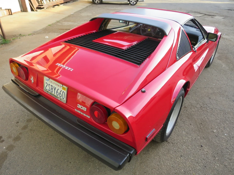 1985 Ferrari 308 GTS QV - Image 13 of 31