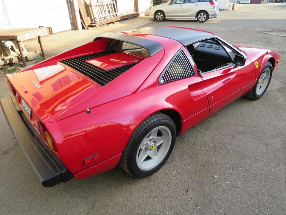 1985 Ferrari 308 GTS QV - Image 14 of 31