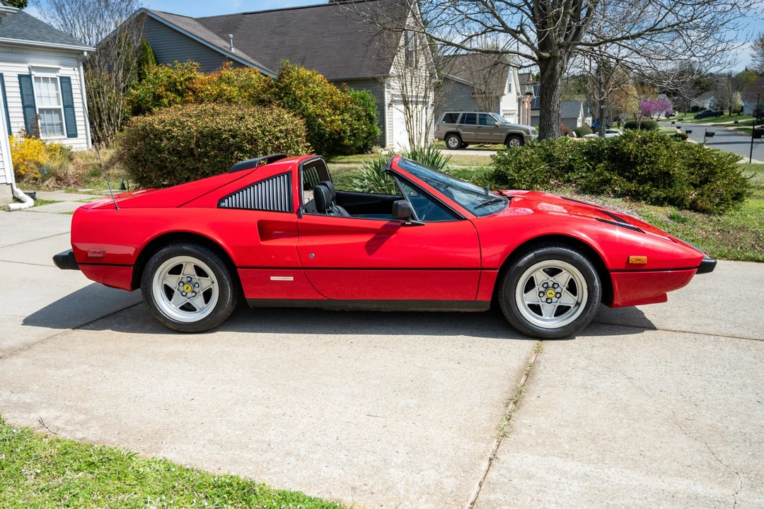 1985 Ferrari 308 GTS QV - Image 7 of 31