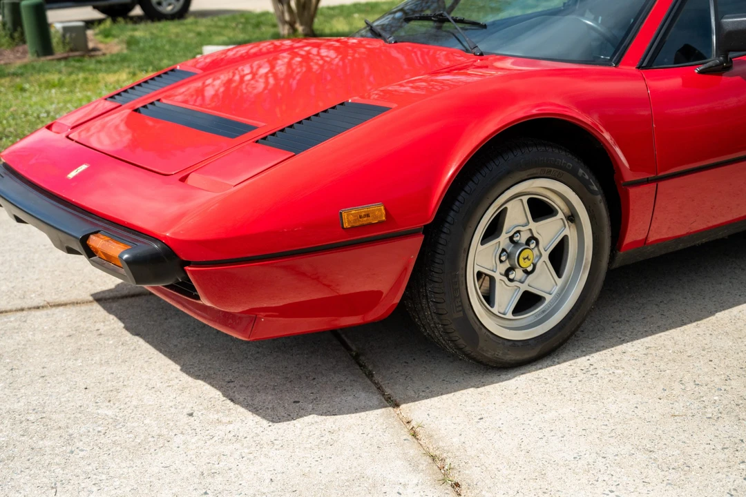 1985 Ferrari 308 GTS QV - Image 25 of 31