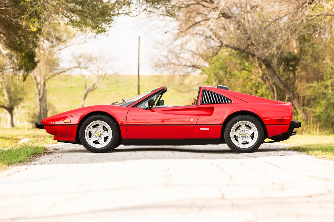 1985 Ferrari 308 GTS QV - Image 16 of 31