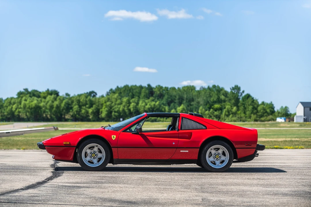 1985 Ferrari 308 GTS QV - Image 8 of 31