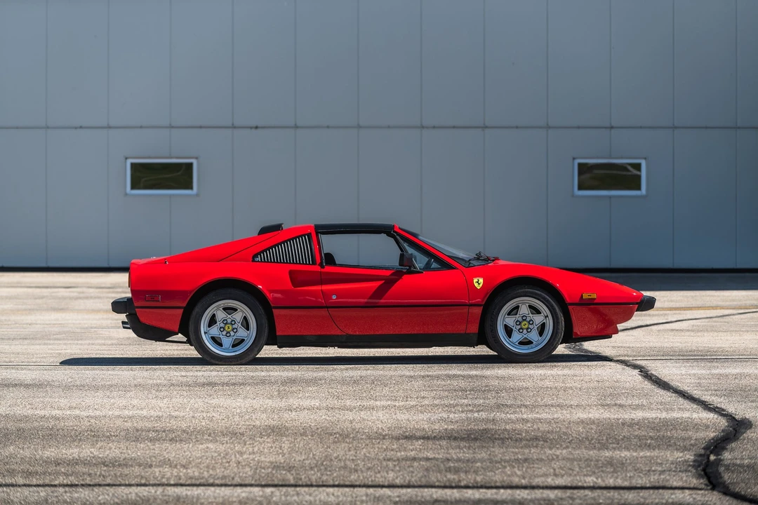 1985 Ferrari 308 GTS QV - Image 26 of 31