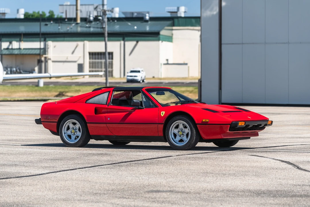 1985 Ferrari 308 GTS QV - Image 28 of 31