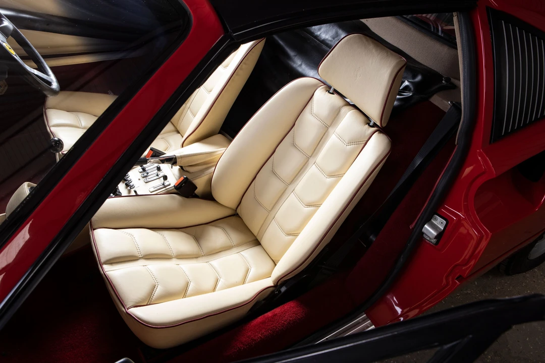 1985 Ferrari 308 GTS QV - Image 2 of 31