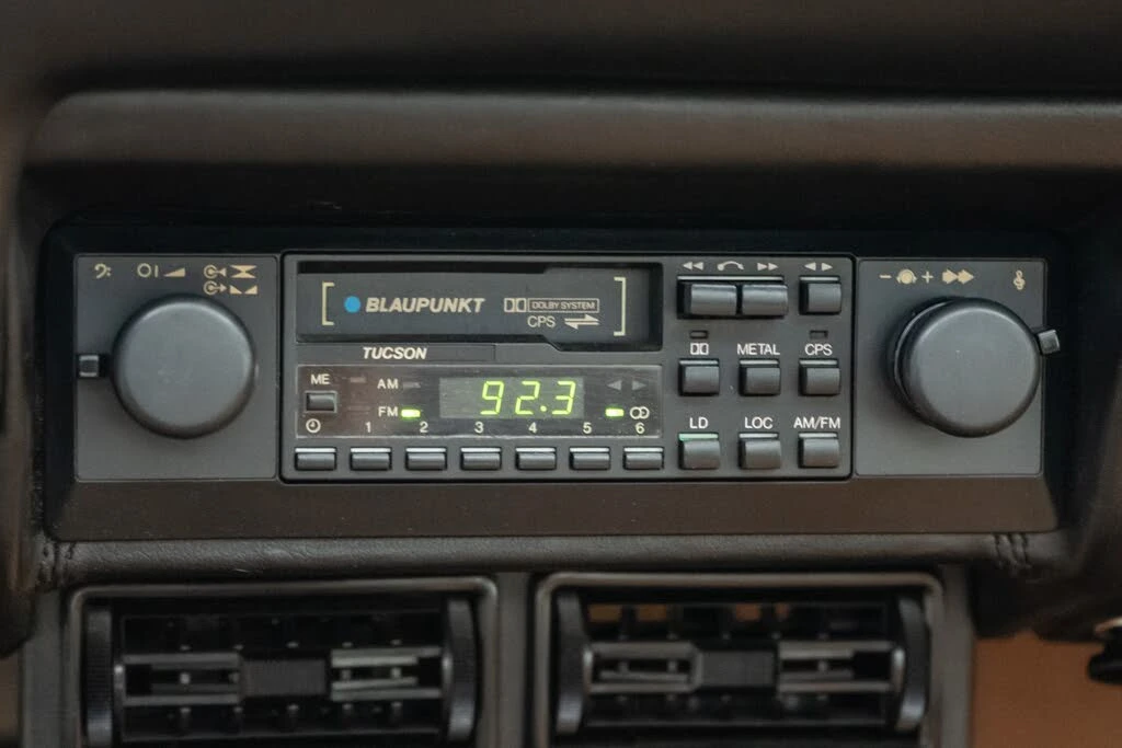 1985 Ferrari 308 GTS - Image 17 of 31