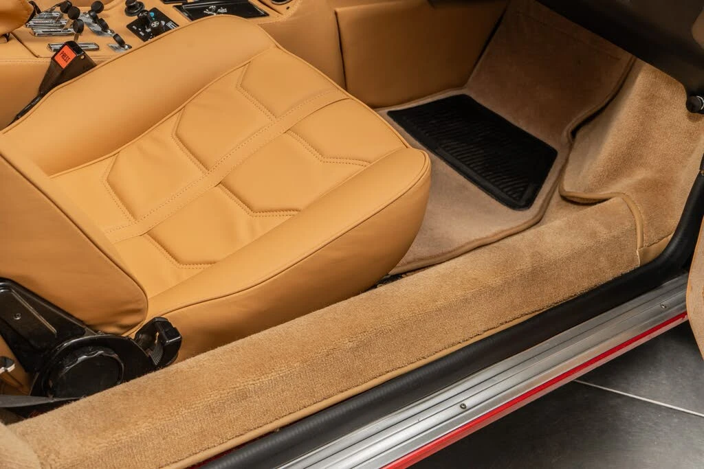 1985 Ferrari 308 GTS - Image 26 of 31