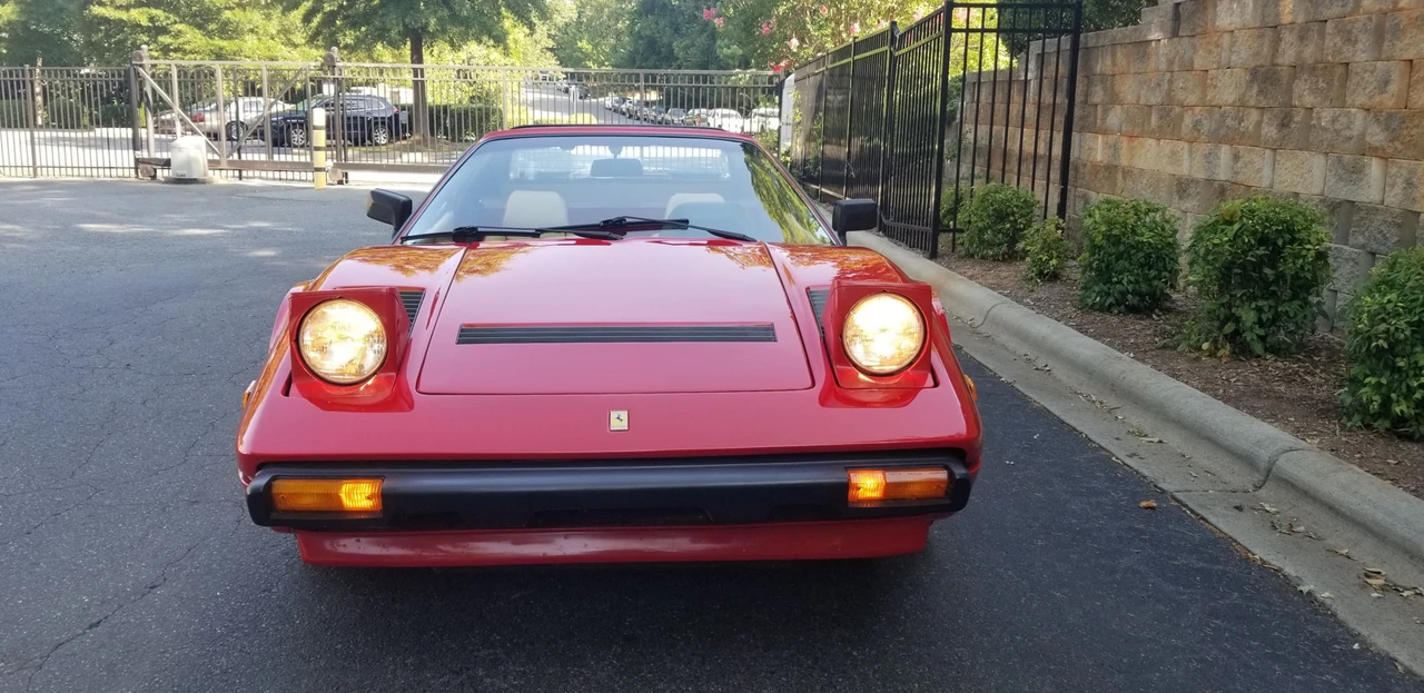 1985 Ferrari 308 GTS QV - Image 9 of 31