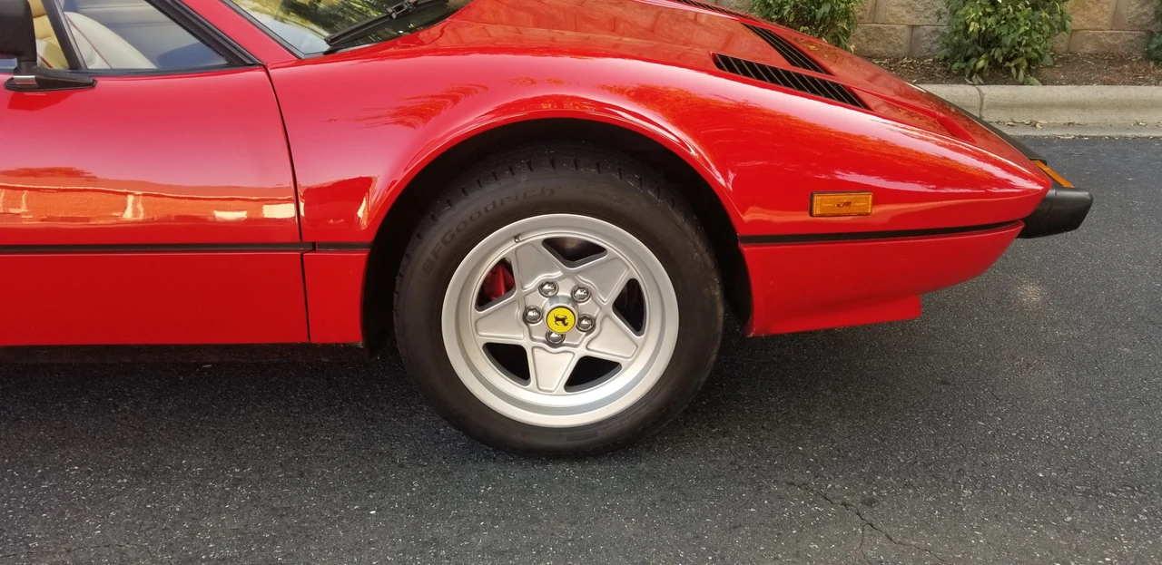 1985 Ferrari 308 GTS QV - Image 28 of 31