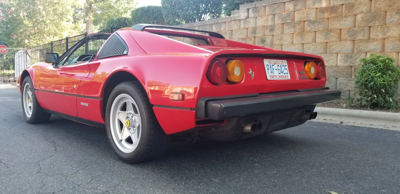 1985 Ferrari 308 GTS QV - Image 20 of 31