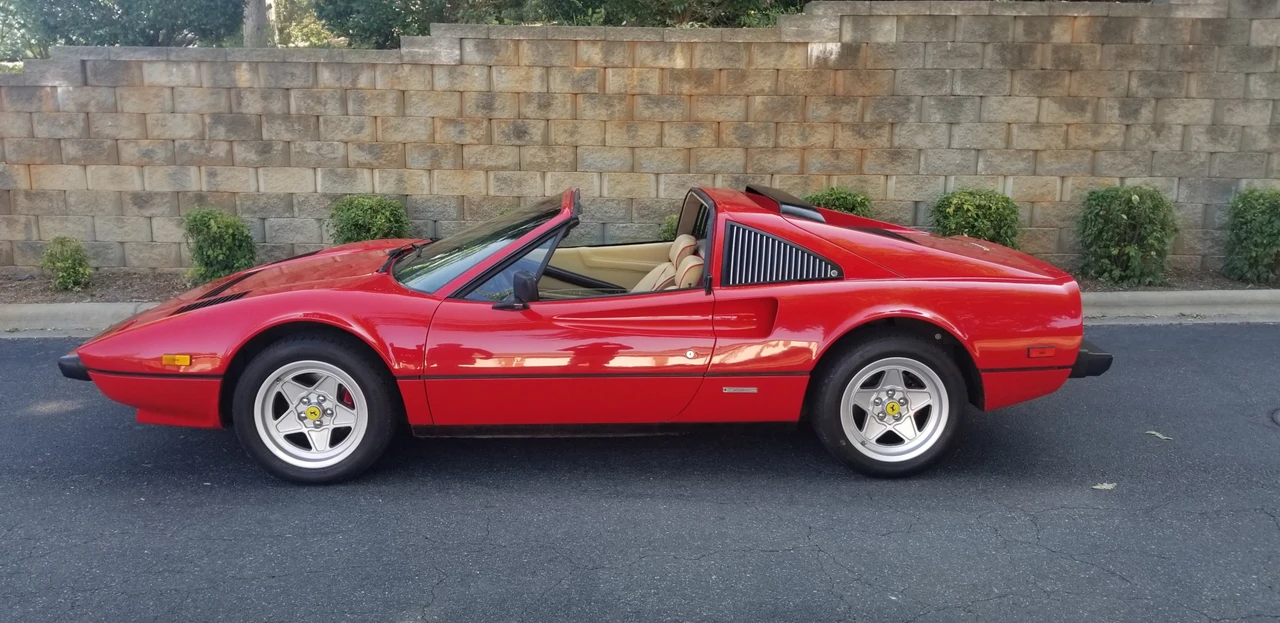 1985 Ferrari 308 GTS QV - Image 23 of 31