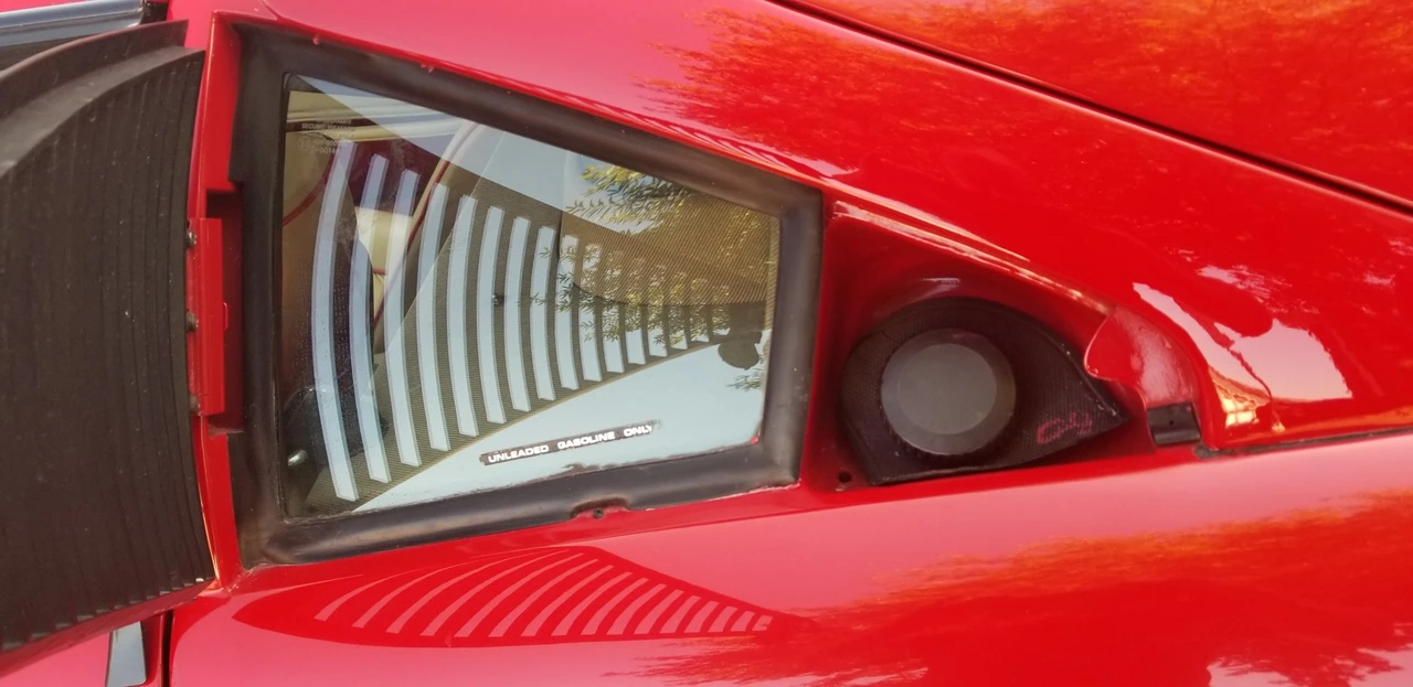1985 Ferrari 308 GTS QV - Image 29 of 31