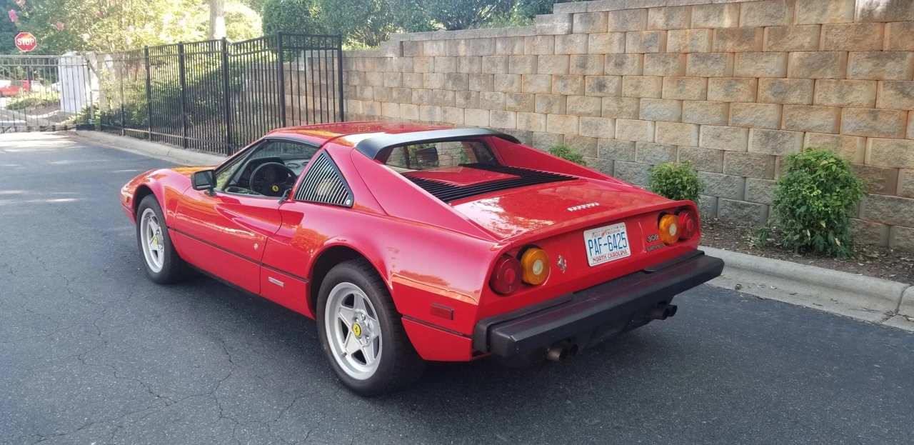 1985 Ferrari 308 GTS QV - Image 18 of 31