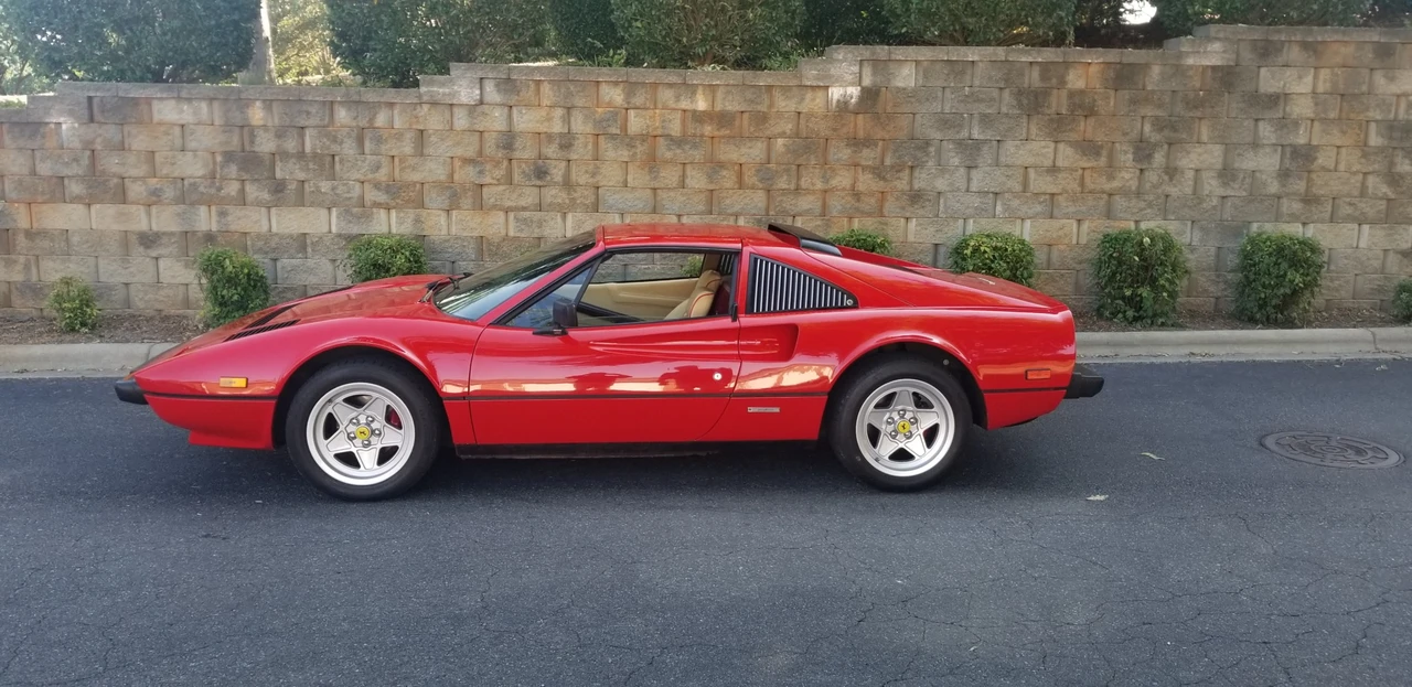 1985 Ferrari 308 GTS QV - Image 22 of 31