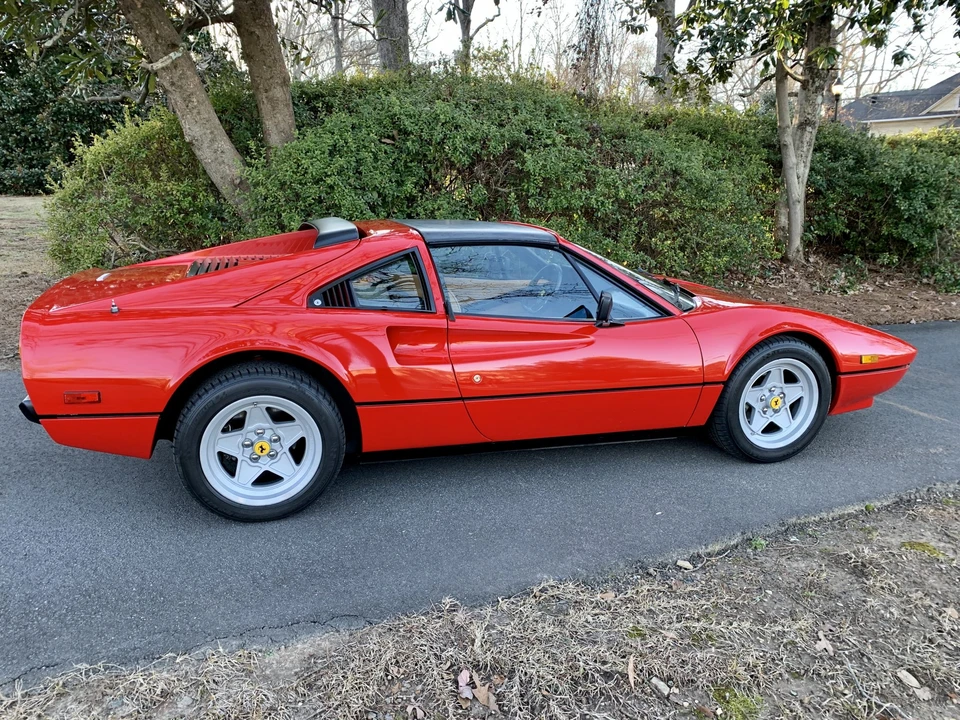 1985 Ferrari 308 GTS QV - Image 30 of 31