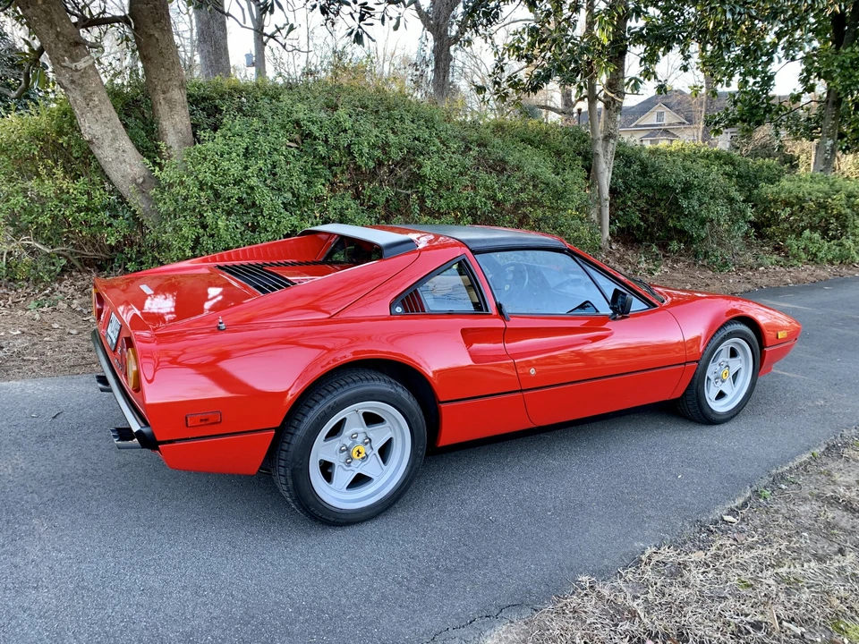 1985 Ferrari 308 GTS QV - Image 28 of 31