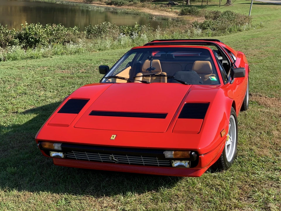 1985 Ferrari 308 GTS QV - Image 2 of 31