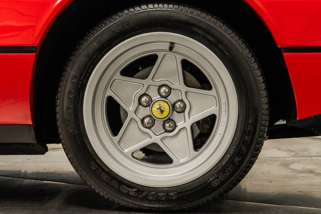 1985 Ferrari 308 GTS QV - Image 11 of 12