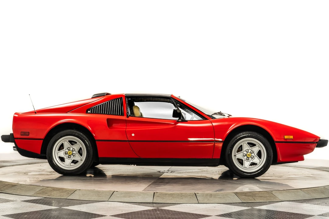 1985 Ferrari 308 GTS QV - Image 18 of 21
