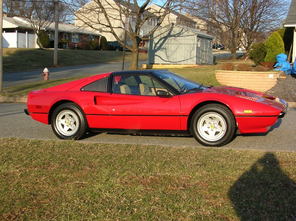 1985 Ferrari 308 GTS QV - Image 25 of 31