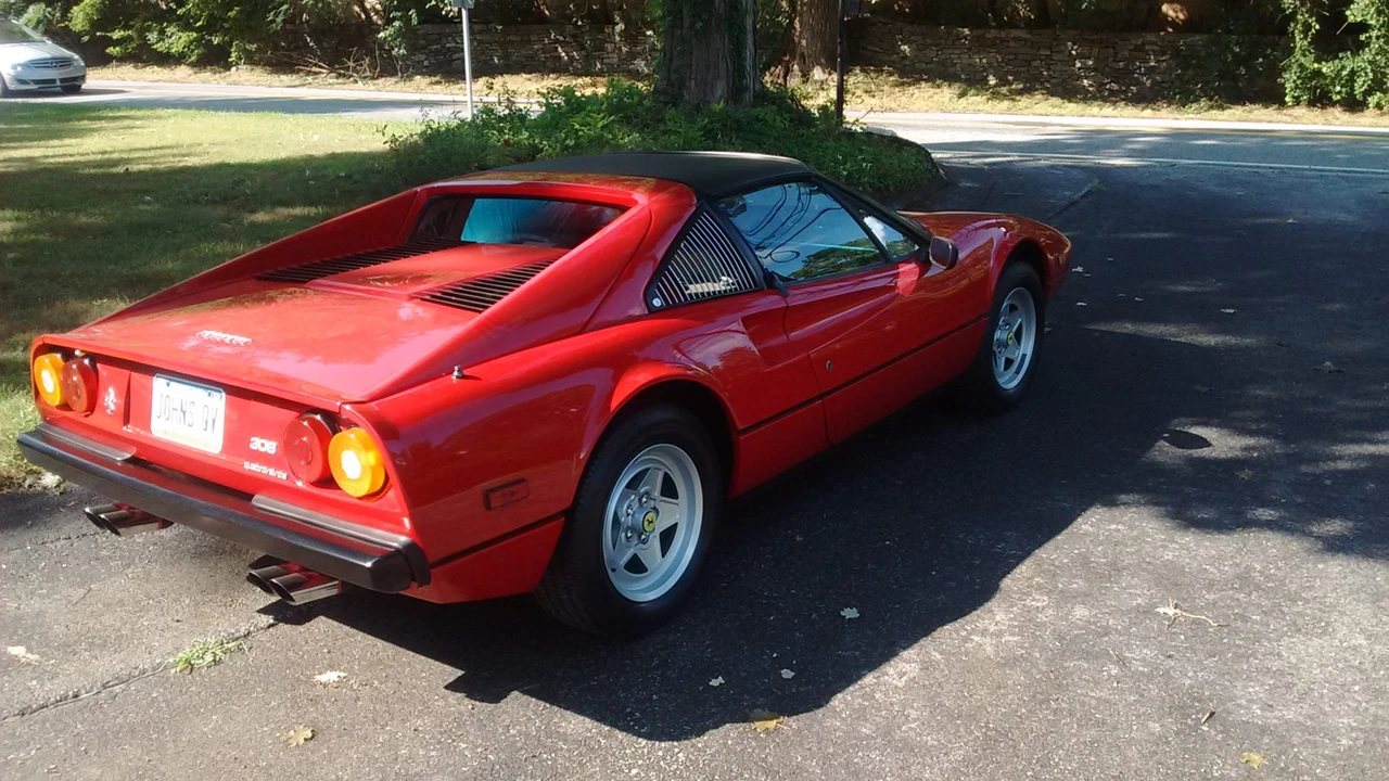1985 Ferrari 308 GTS QV - Image 20 of 31